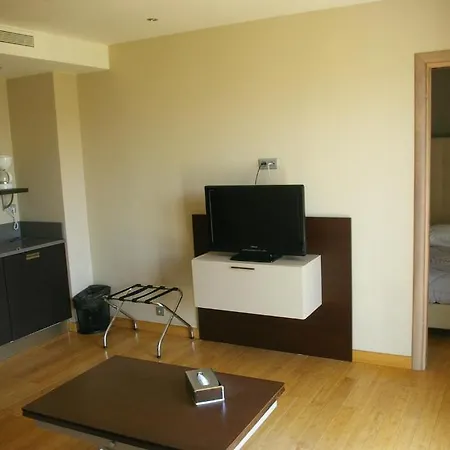 Mandara Hotel 3*