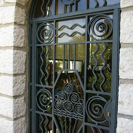 Mandara 3* Αντίμπ